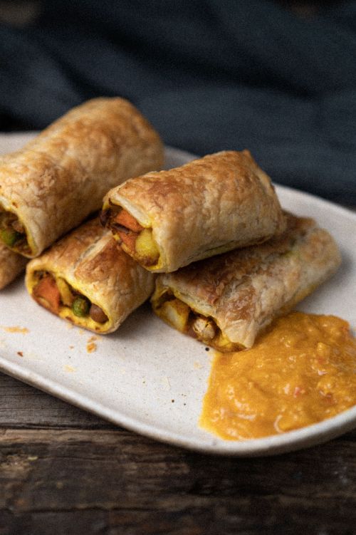 Curried Vegetable Rolls with Roza's Gourmet Mango Chilli and Coconut Chutney sauce 2